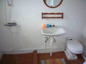 Triple suite bathroom 